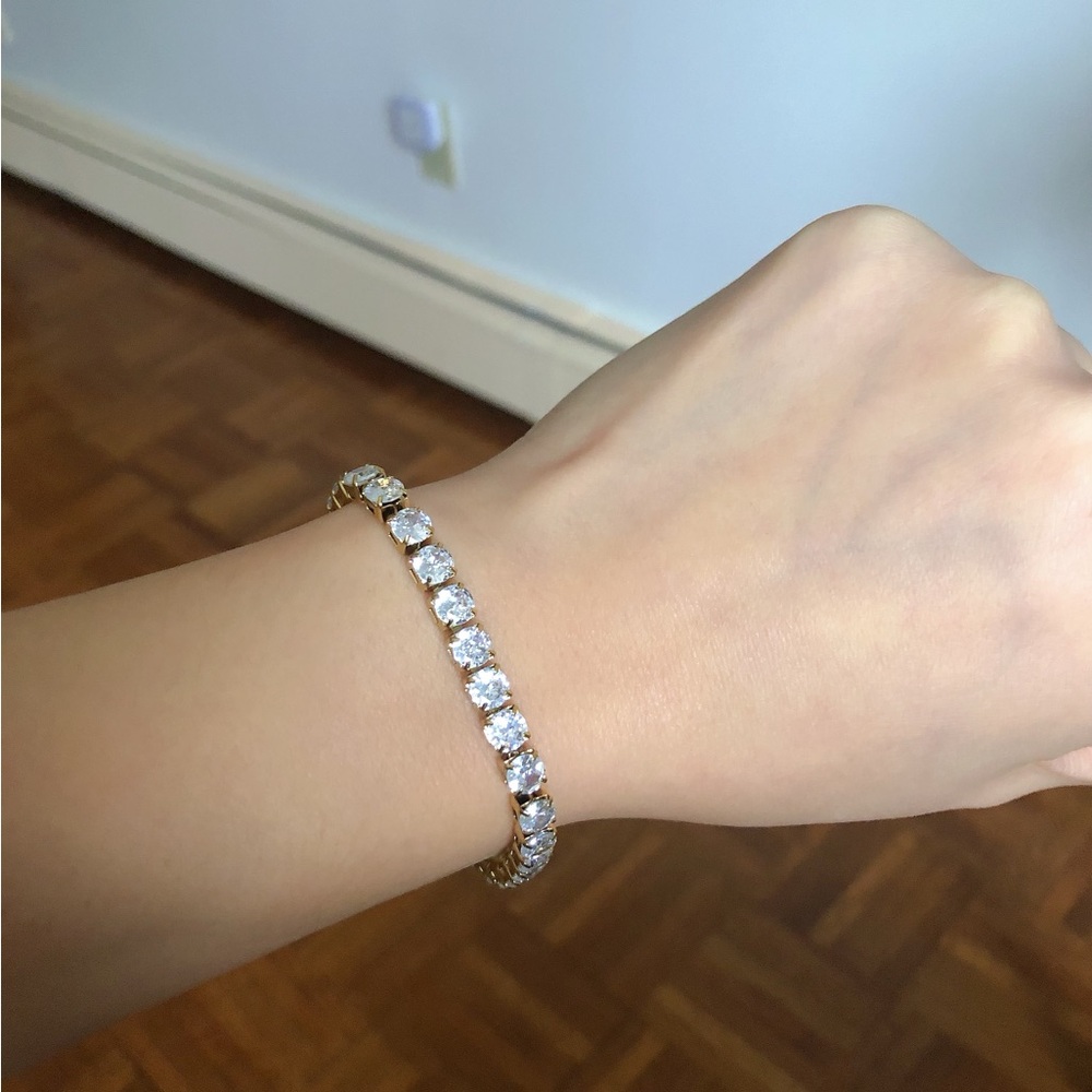 🌟🌟🌟Elegant 18K Gold Plated CZ Bracelet - Picture 9 of 9